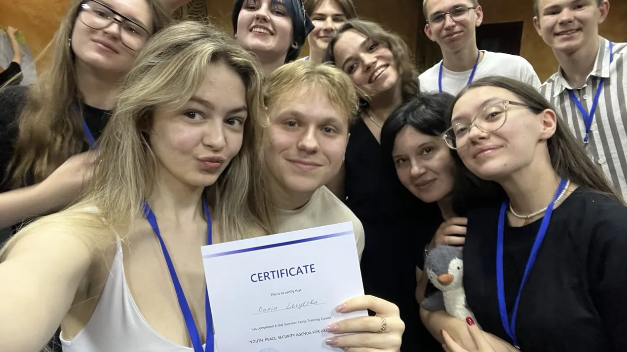 Літній табір «Молодь. Мир. Безпека в Україні»: досвід співтворення змін
